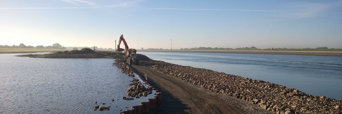 Werderland Spundwand Bagger